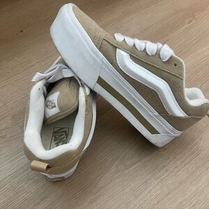 Platform old stool vans👽